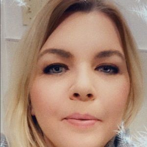 Meet your Posher, Joni